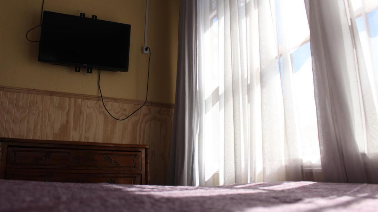 Antiguos Bed And Breakfast Puerto Natales Ngoại thất bức ảnh