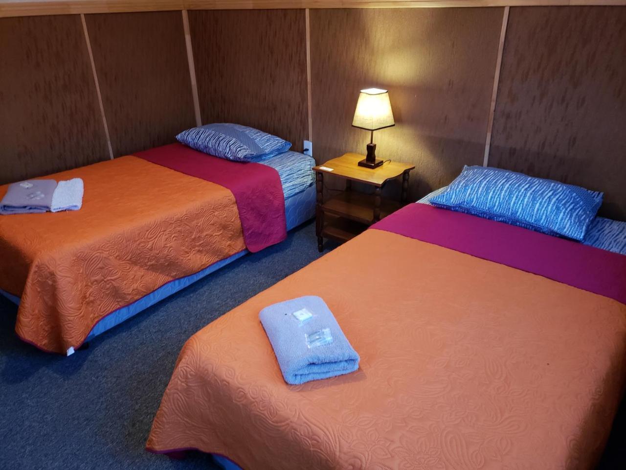Antiguos Bed And Breakfast Puerto Natales Ngoại thất bức ảnh